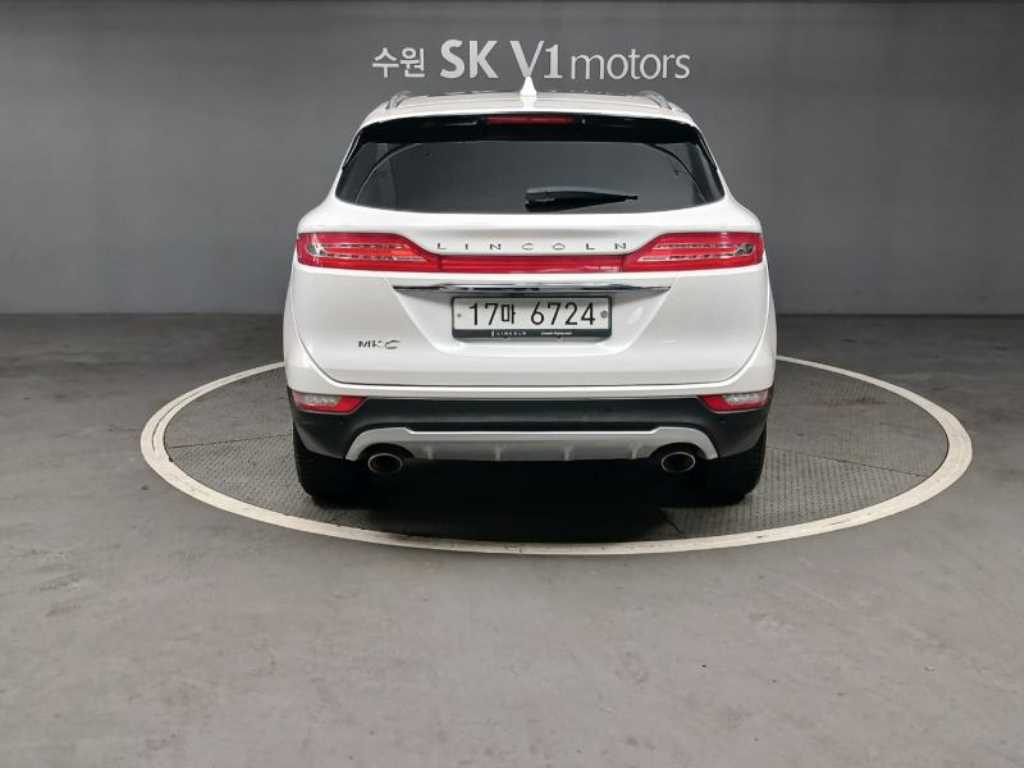 Lincoln MKC - Vista 5