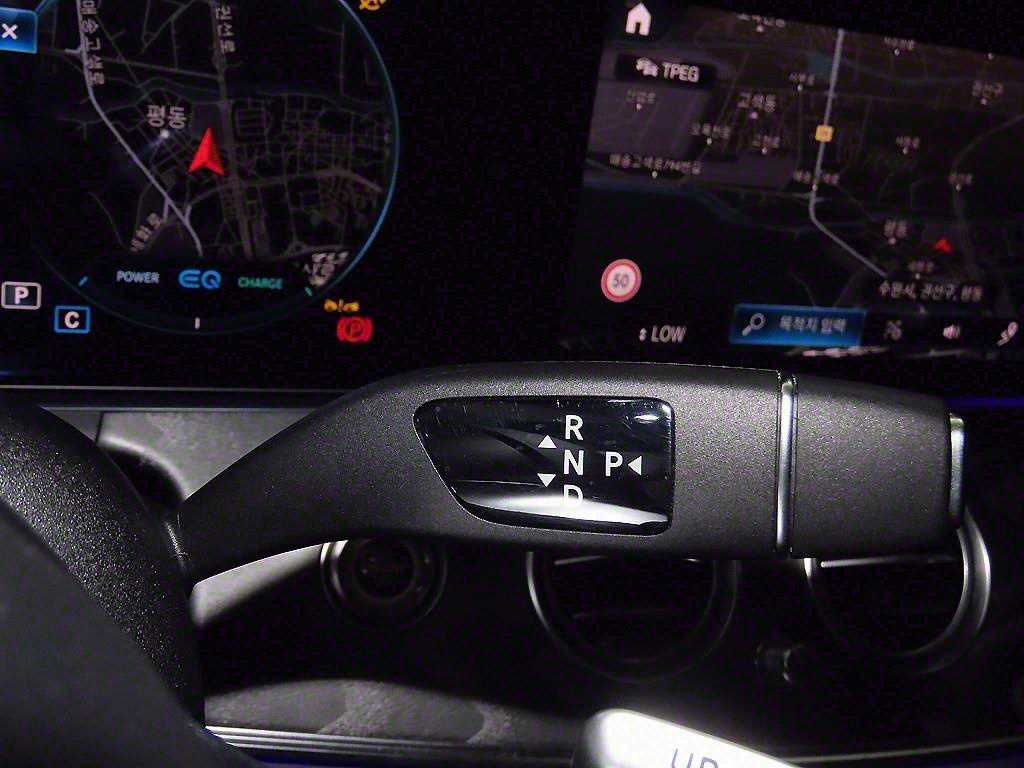 Mercedes Benz E class - Vista 12