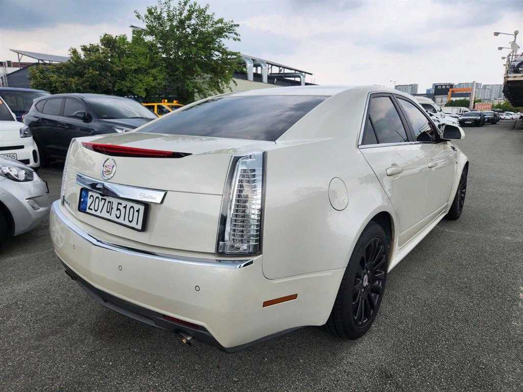 Cadillac CTS - Vista 4