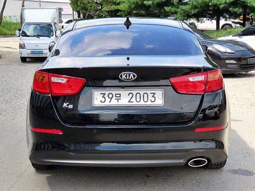 KIA K5 - Vista 4