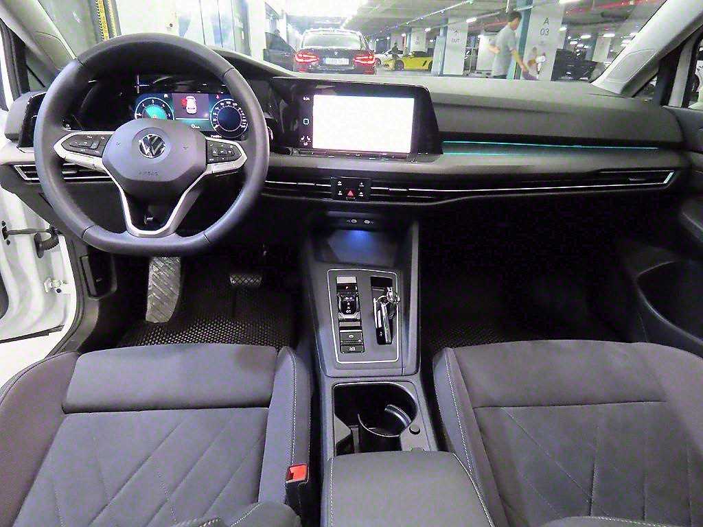 Volkswagen Golf - Vista 10