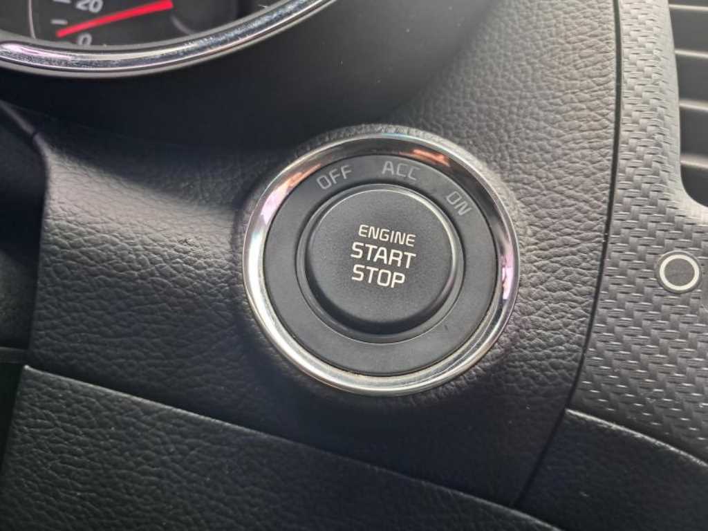 KIA K3 2016 Rojo - Importación desde Corea - HF Imports Iquique - Foto 14