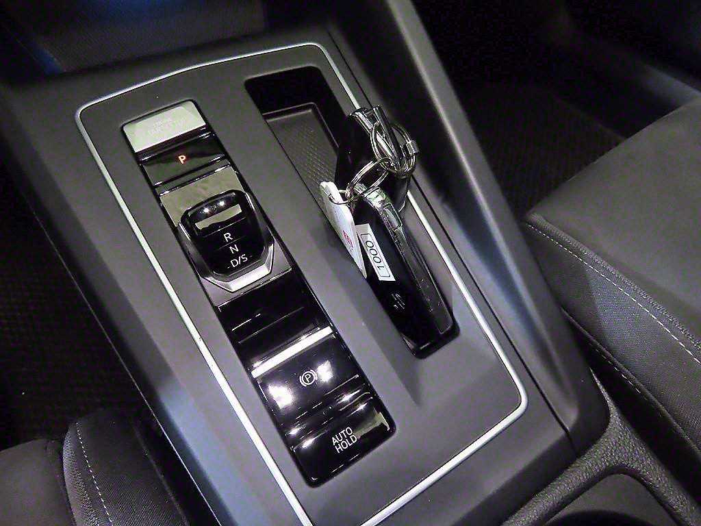 Volkswagen Golf - Vista 12