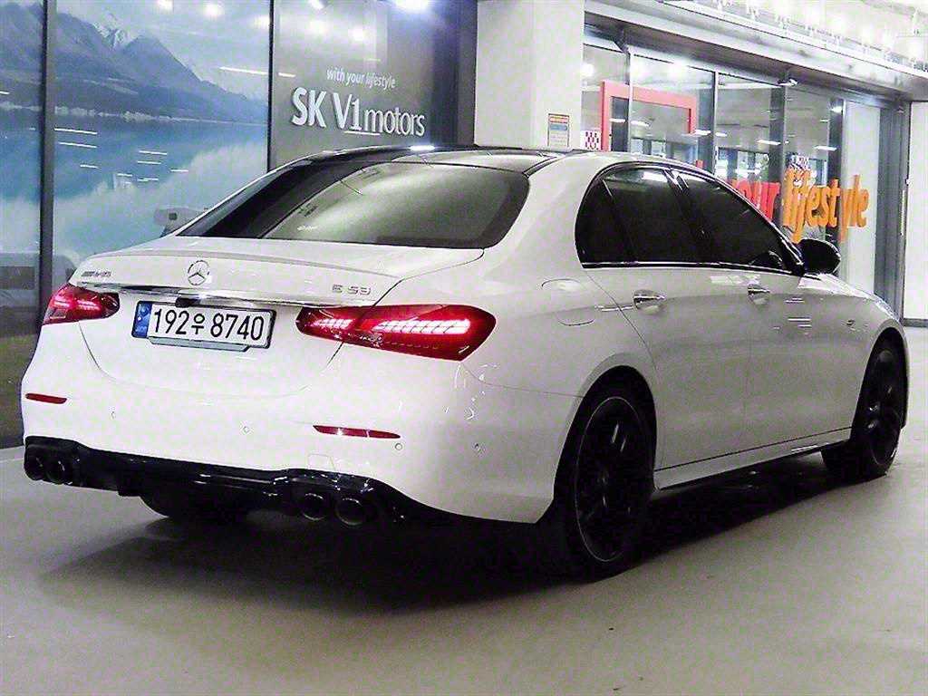 Mercedes Benz E class - Vista 4