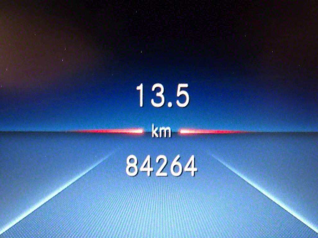 Mercedes Benz GLE Class - Vista 8