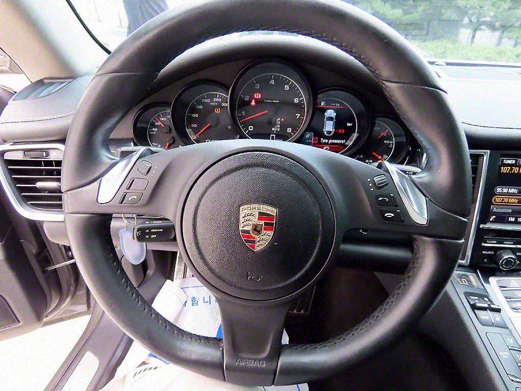 Porsche Panamera - Vista 8