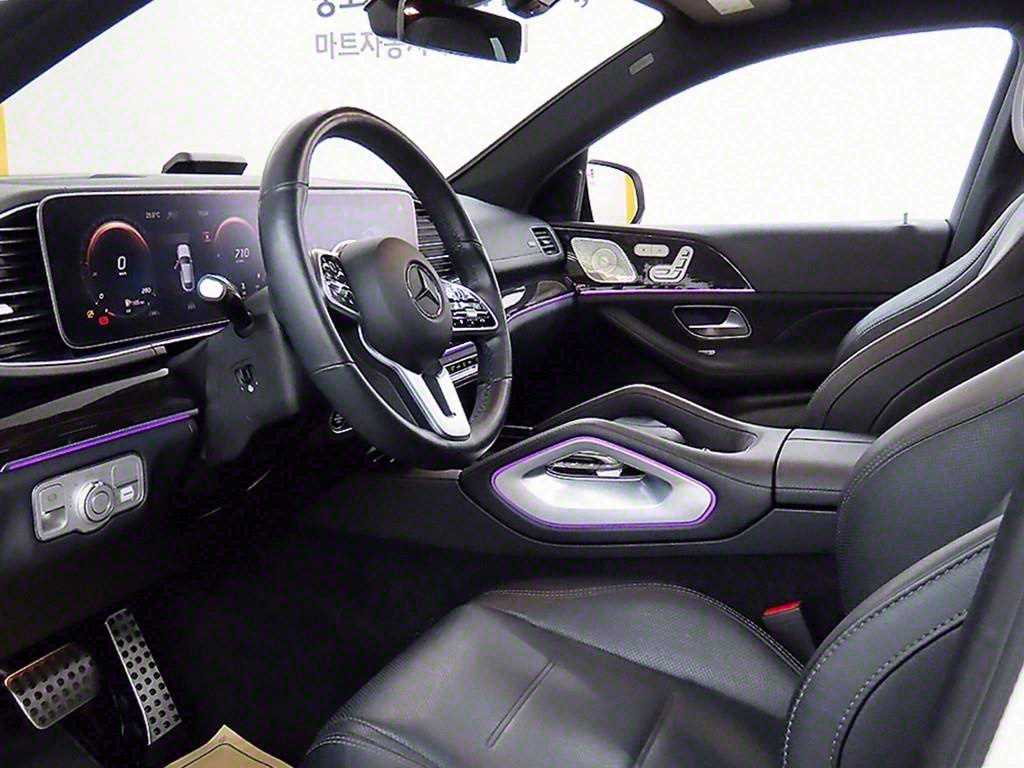 Mercedes Benz GLE Class - Vista 5