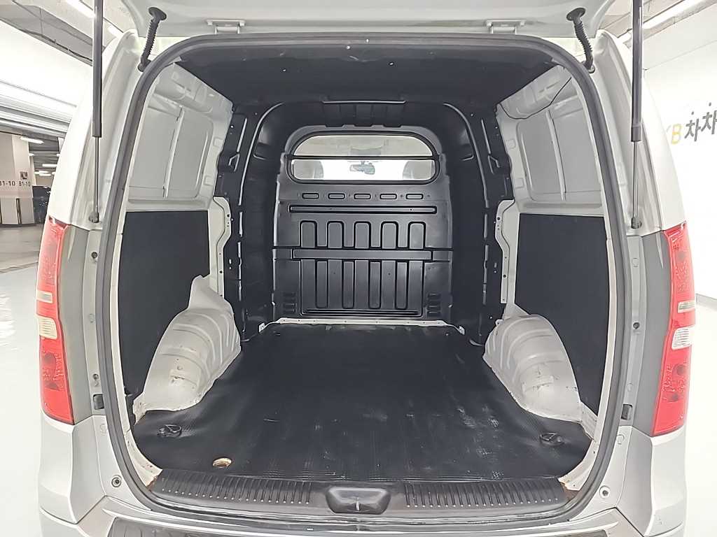 HYUNDAI Starex 2010 Gris - Importación desde Corea - HF Imports Iquique - Foto 16