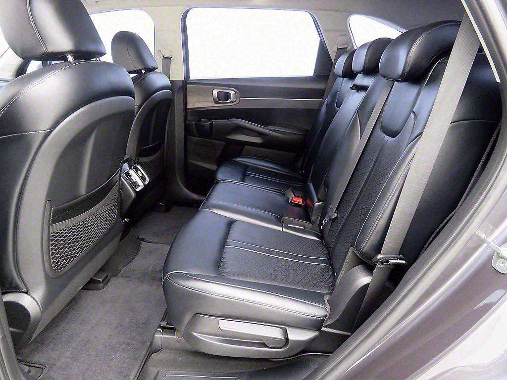 KIA Sorento - Vista 8