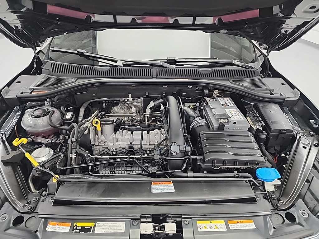 Volkswagen Jetta - Vista 5