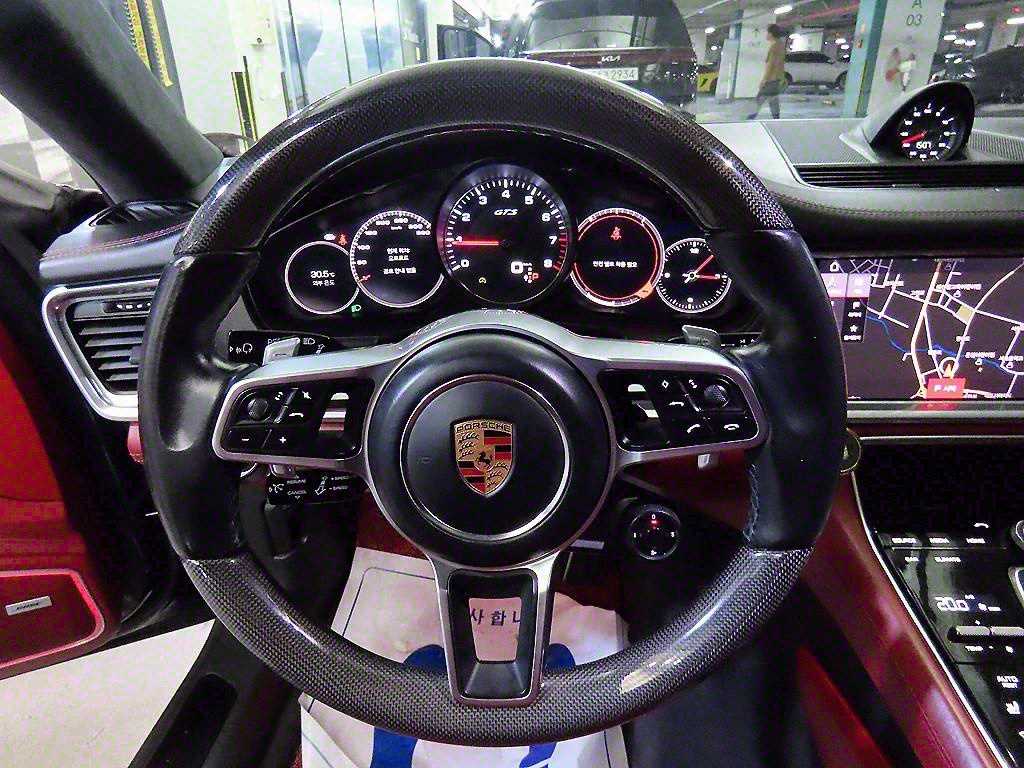 Porsche Panamera - Vista 8