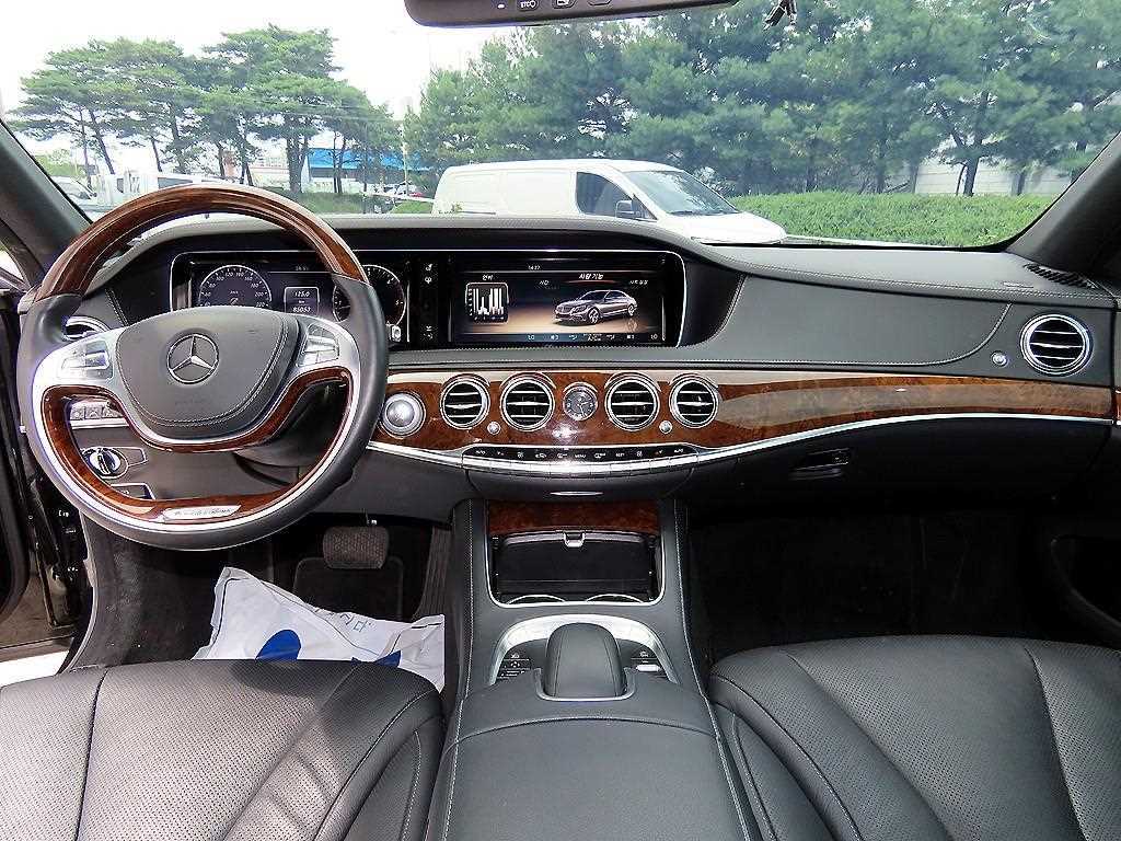 Mercedes Benz S Class - Vista 7