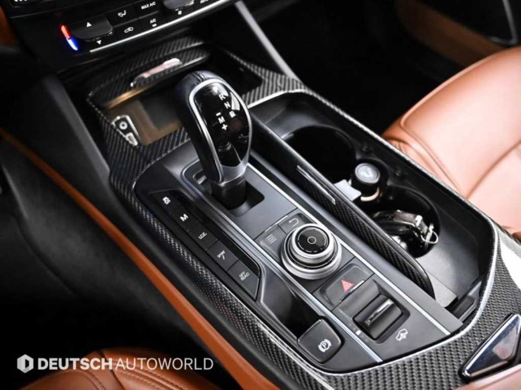 Maserati Levante - Vista 9