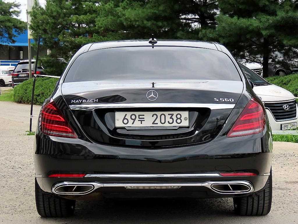 Mercedes Benz S Class - Vista 4