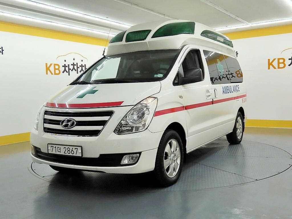 HYUNDAI Starex - Vista 2