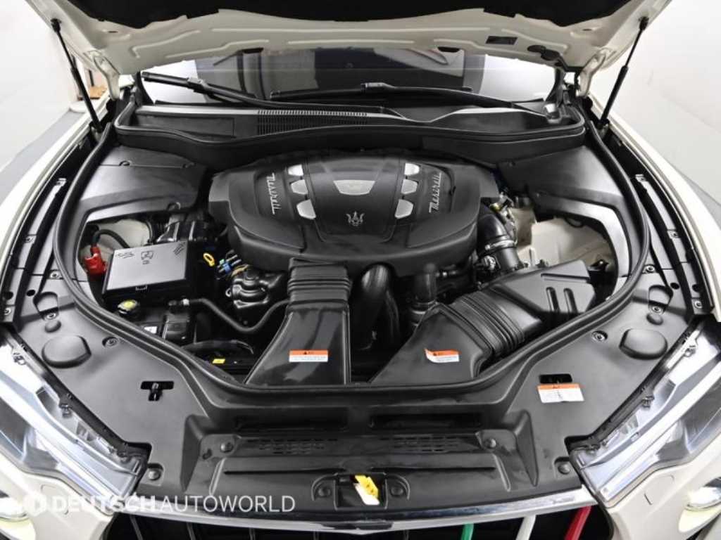 Maserati Levante - Vista 6