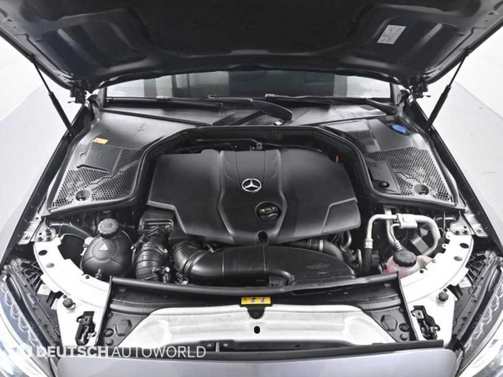 Mercedes Benz C Class - Vista 6