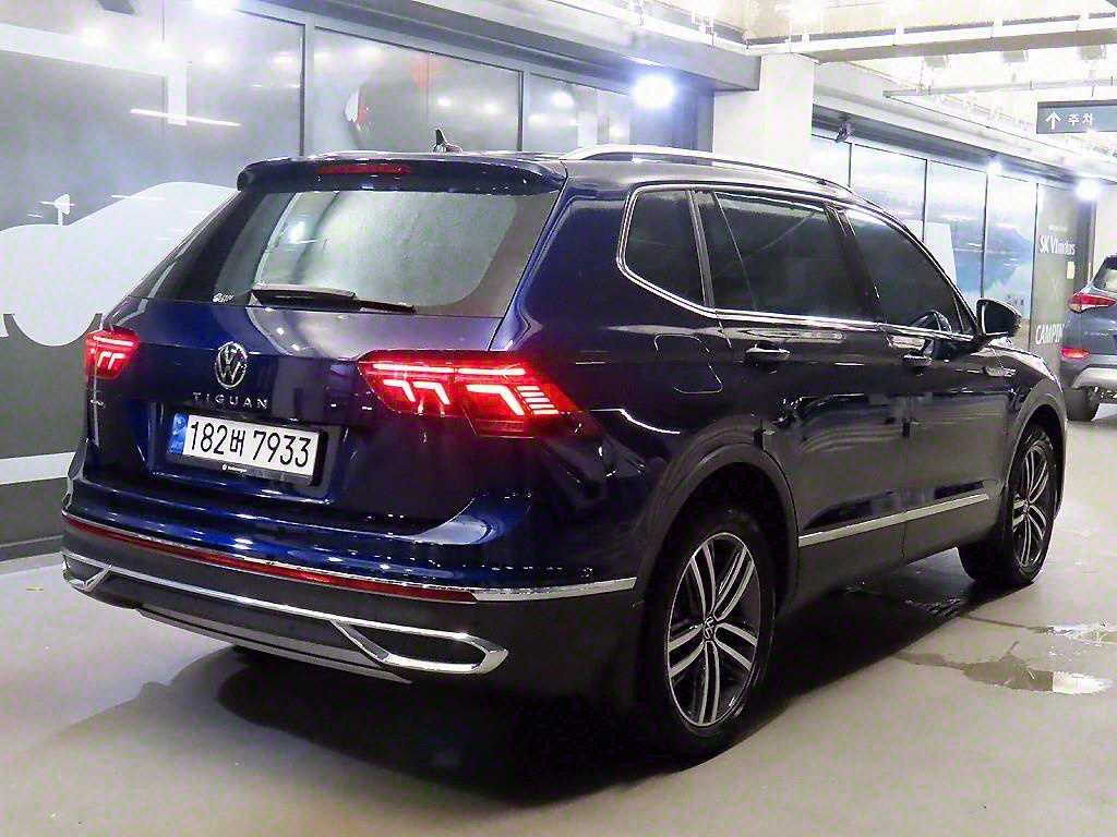 Volkswagen Tiguan - Vista 4
