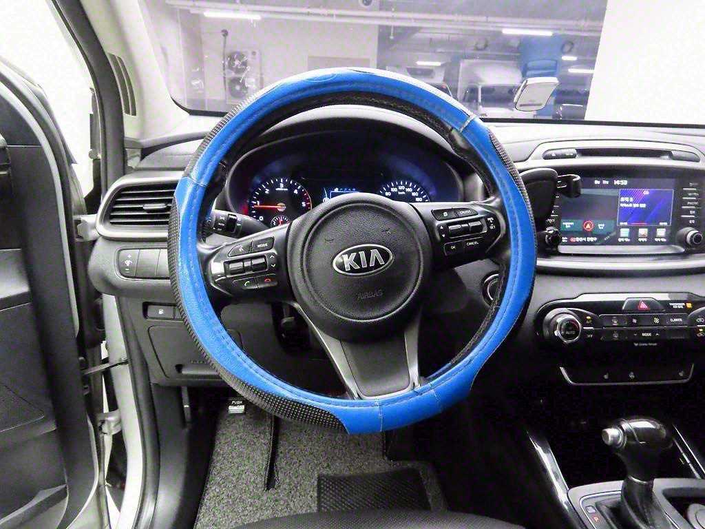 KIA Sorento - Vista 7