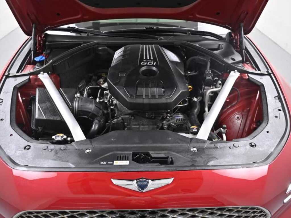 Genesis G70 - Vista 6