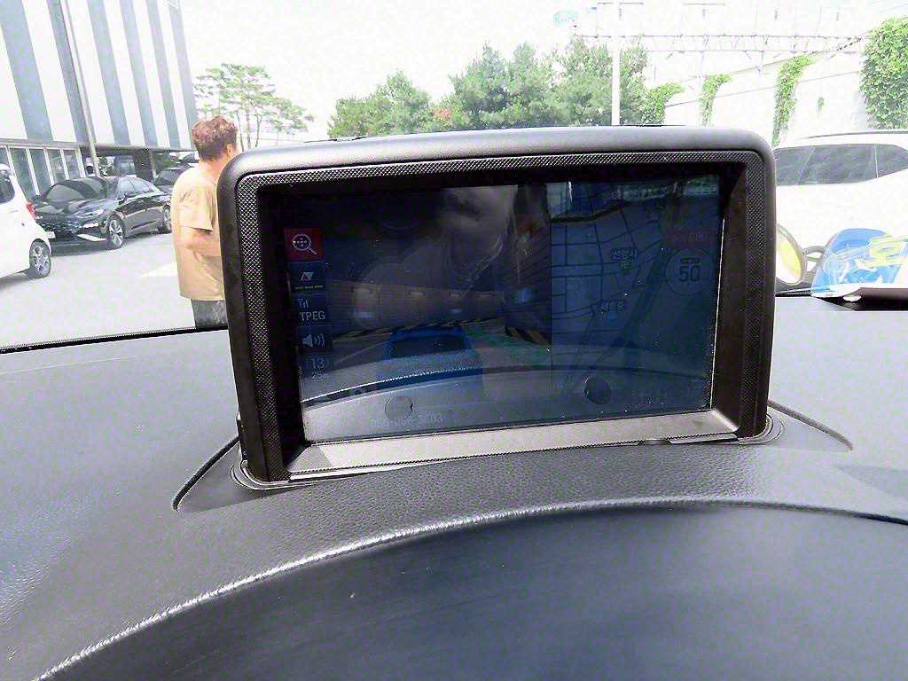 HYUNDAI Starex 2017 Amarillo - Importación desde Corea - HF Imports Iquique - Foto 15