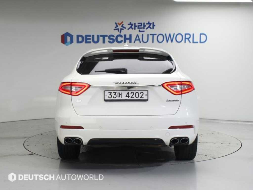 Maserati Levante - Vista 4