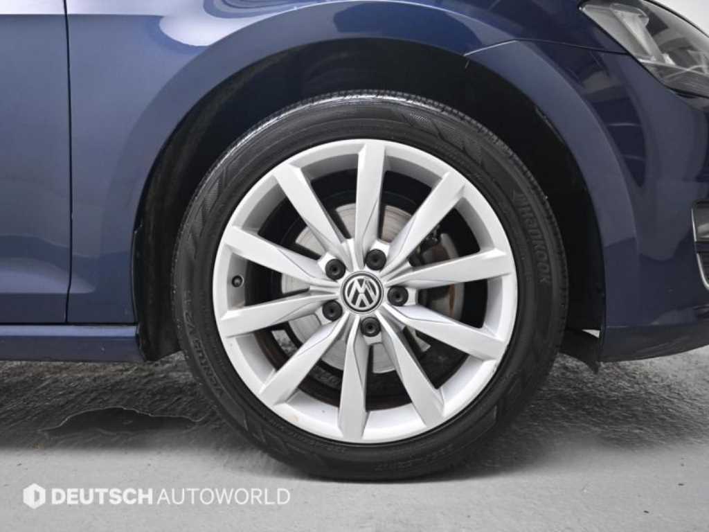 Volkswagen Golf - Vista 5