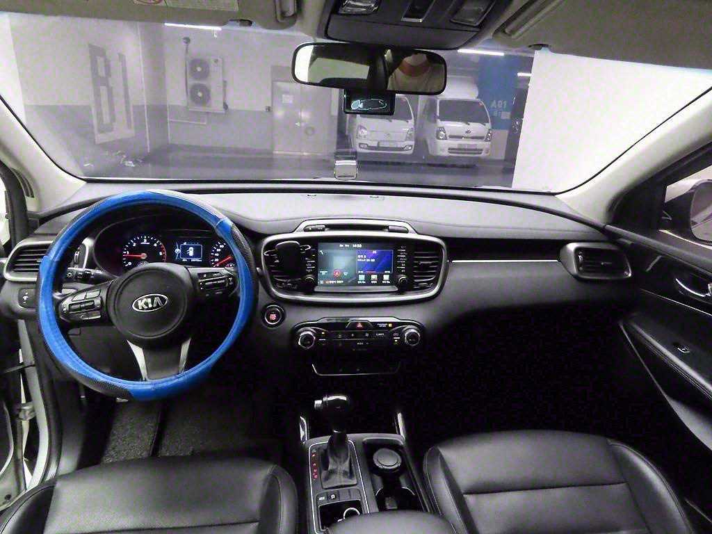KIA Sorento - Vista 6