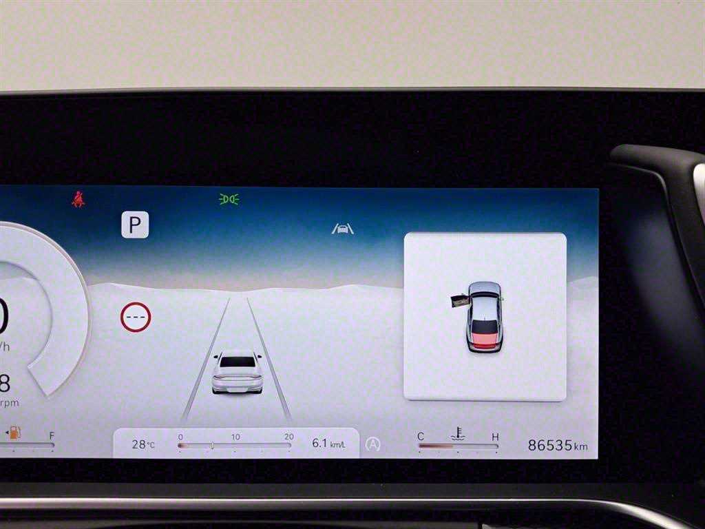 Genesis G90 - Vista 2