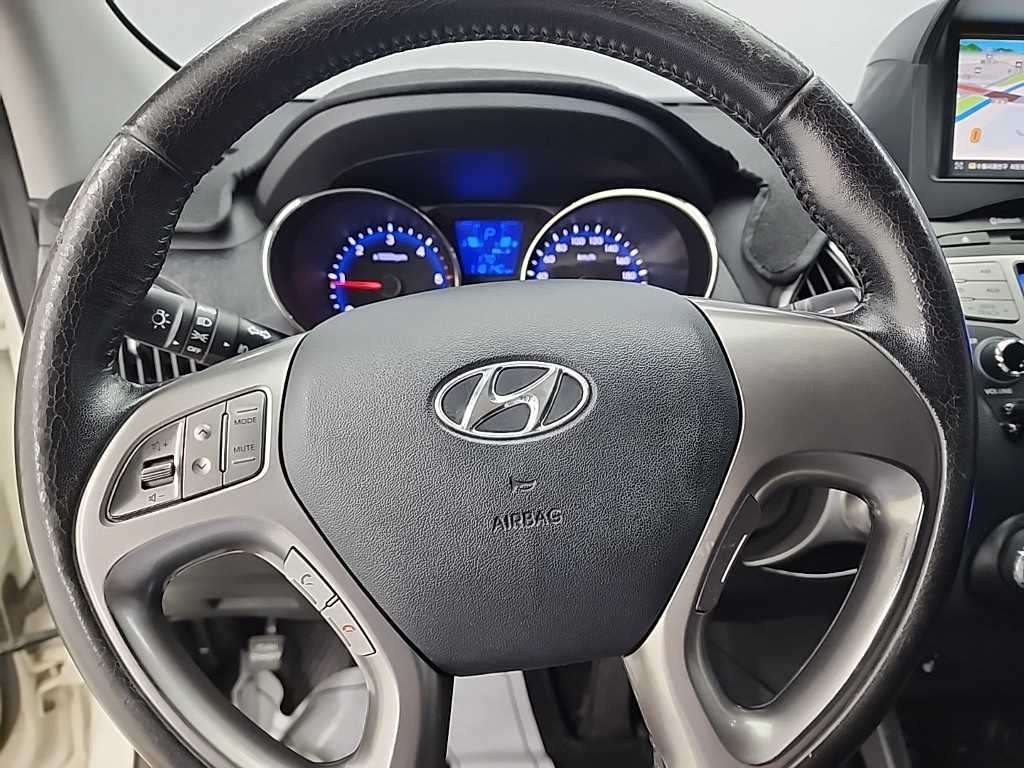 HYUNDAI Tucson - Vista 9