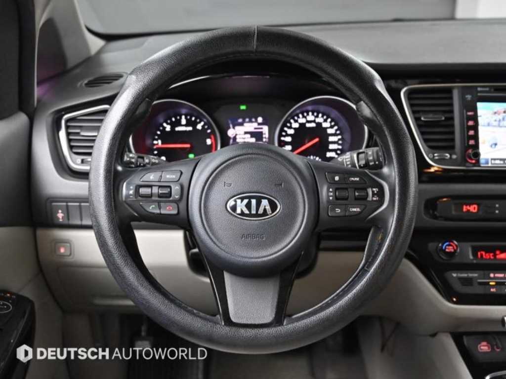 KIA Carnival 2015 - Importación desde Corea - HF Imports Iquique - Foto 13