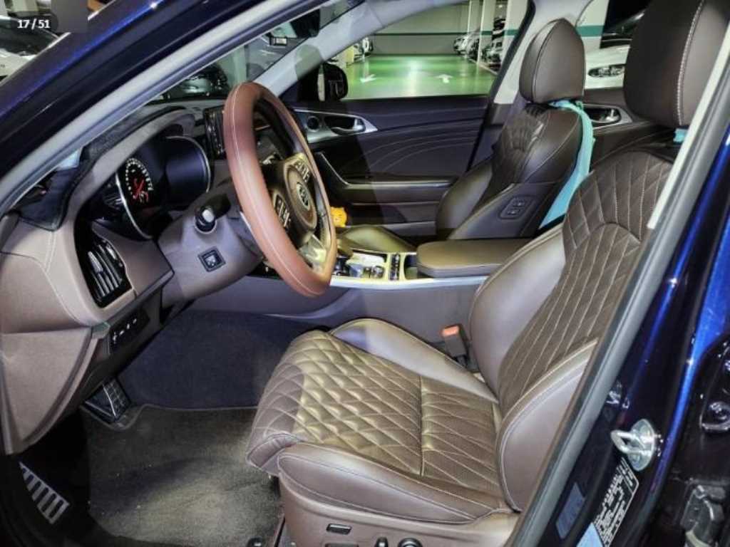 KIA Stinger - Vista 7