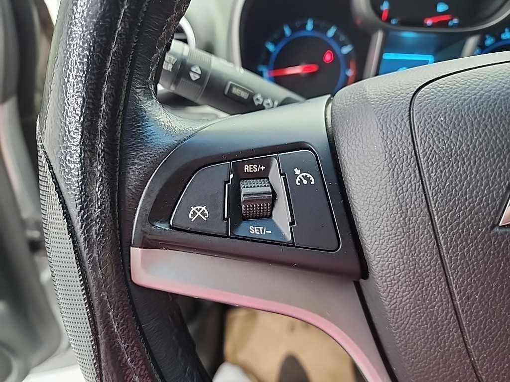 Chevrolet Orlando 2014 Plateado - Importación desde Corea - HF Imports Iquique - Foto 19