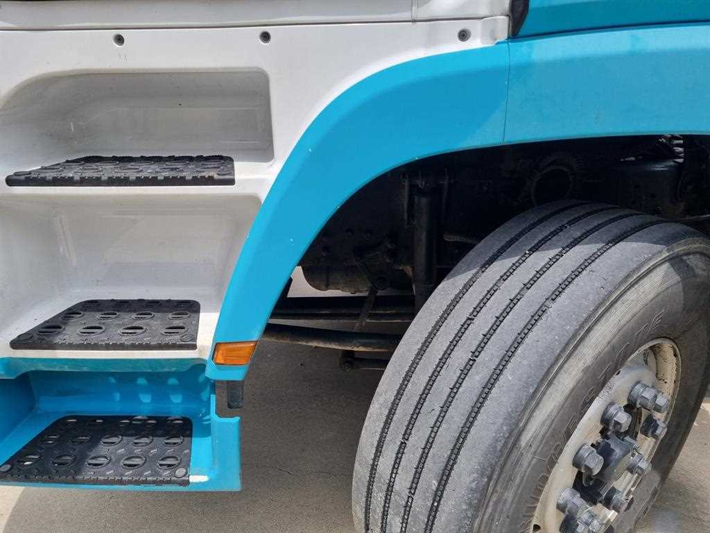 medium and large cargo Rory - Vista 7