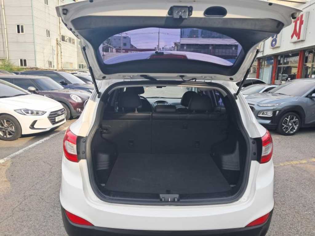 HYUNDAI Tucson 2015 Blanco - Importación desde Corea - HF Imports Iquique - Foto 17