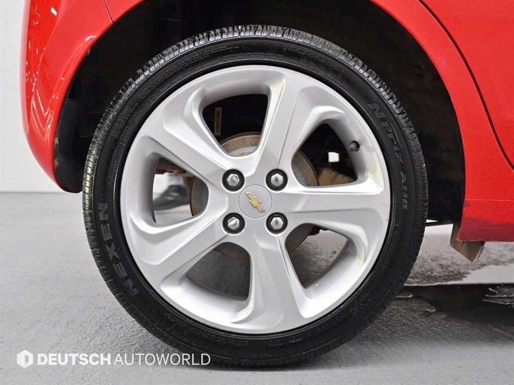 Chevrolet Spark - Vista 5