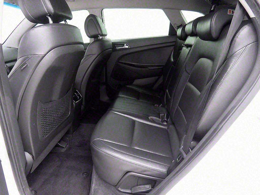 HYUNDAI Tucson - Vista 7