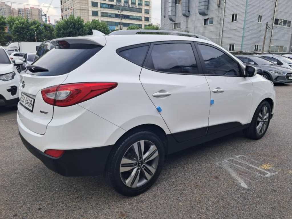 HYUNDAI Tucson - Vista 4