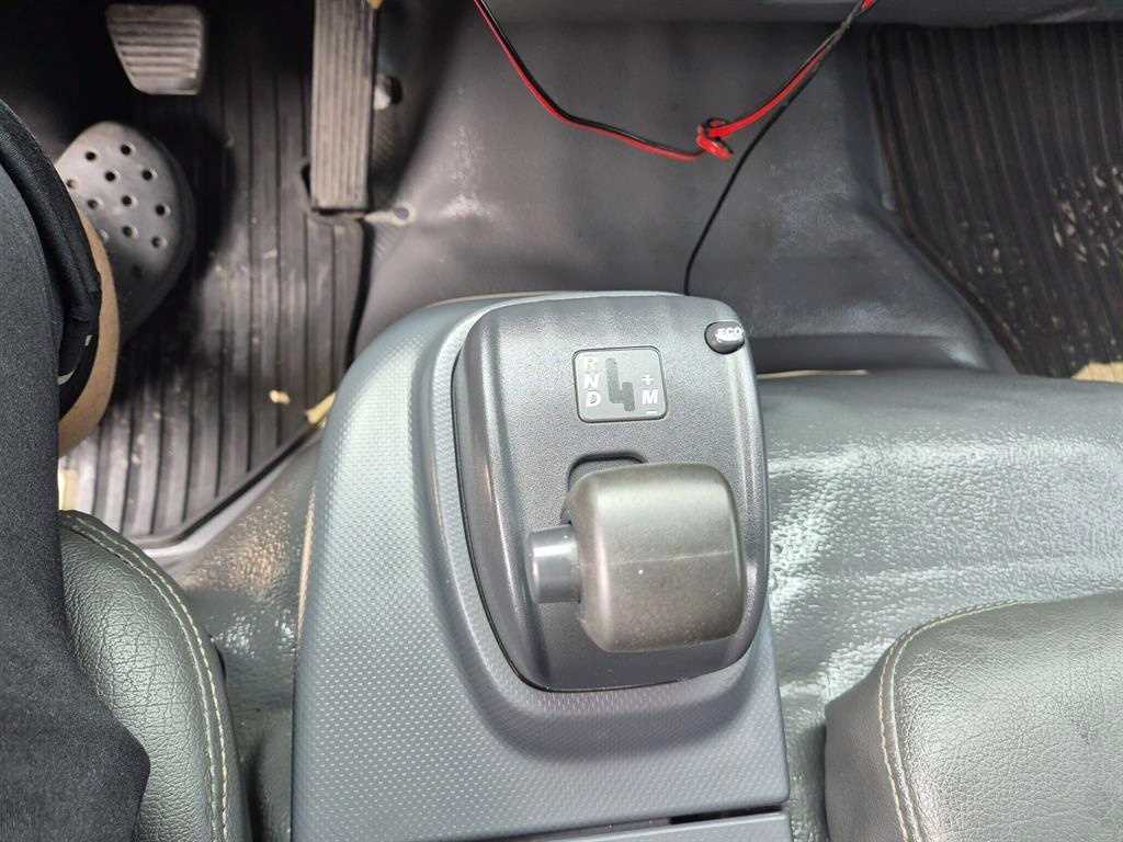 medium and large cargo truck 2019 Blanco - Importación desde Corea - HF Imports Iquique - Foto 15