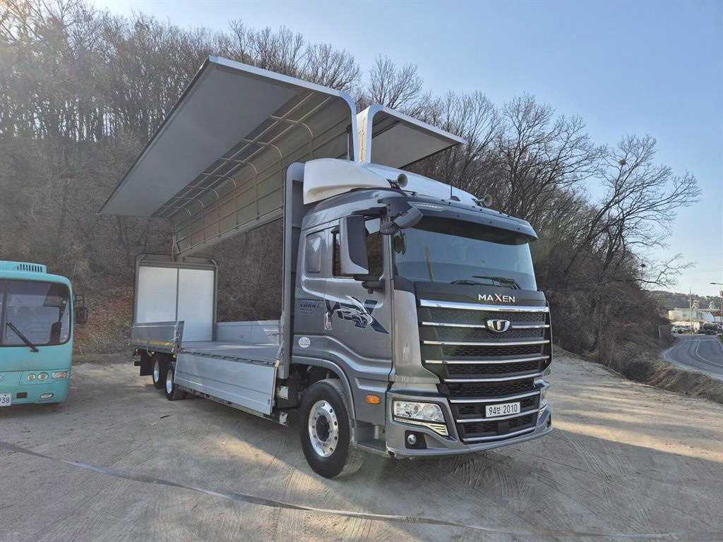 medium and large cargo truck - Vista 10