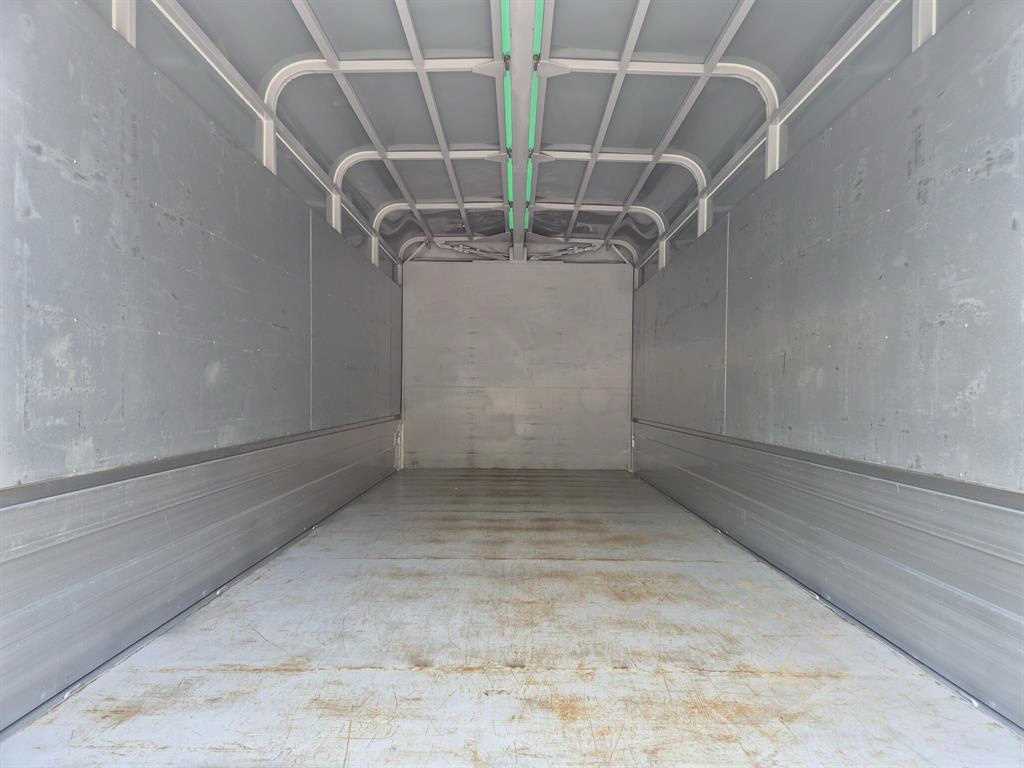 medium and large cargo truck - Vista 10