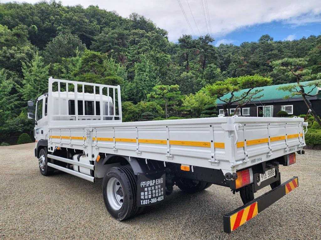 medium and large cargo Cargo - Vista 7