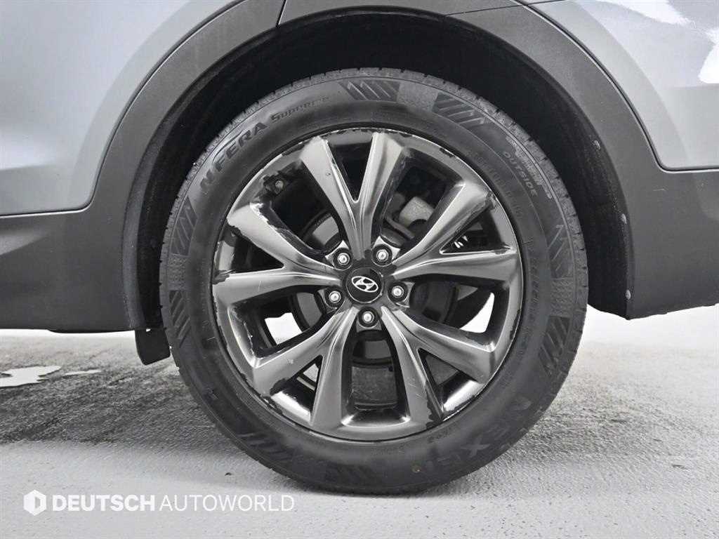 HYUNDAI Santa Fe - Vista 5