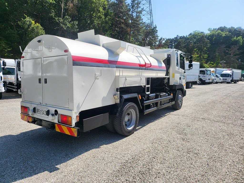 medium and large cargo Rory - Vista 4