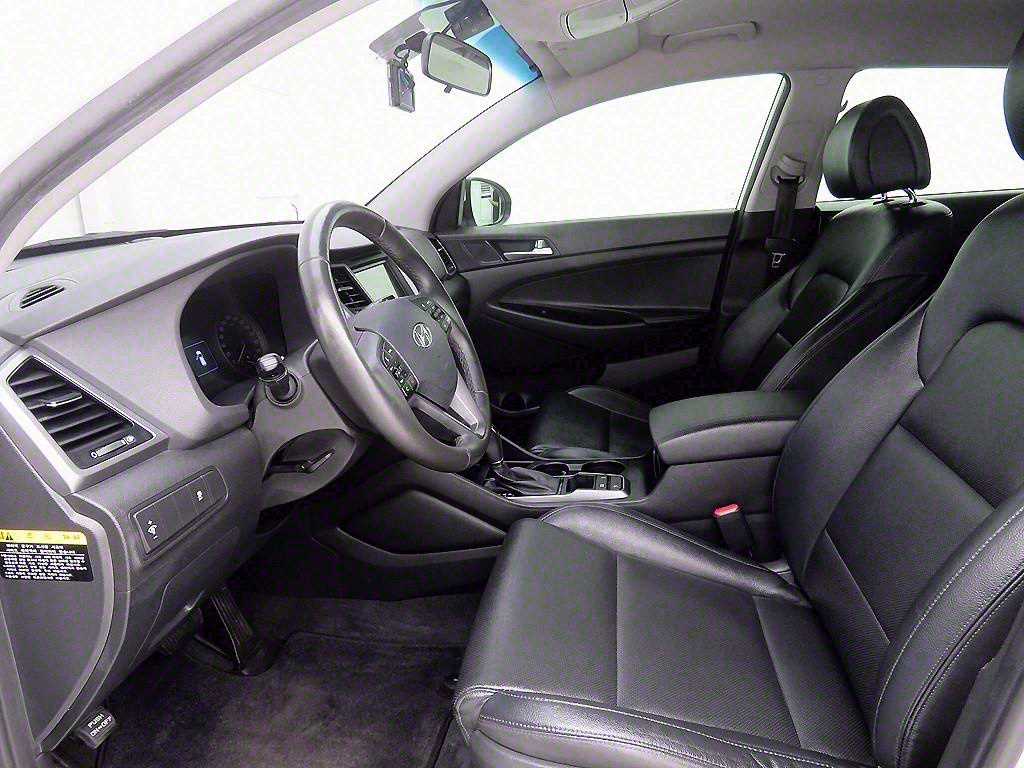 HYUNDAI Tucson - Vista 6