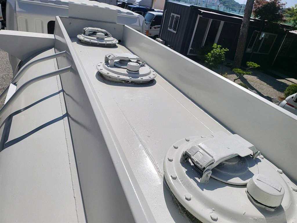 medium and large cargo Rory - Vista 11