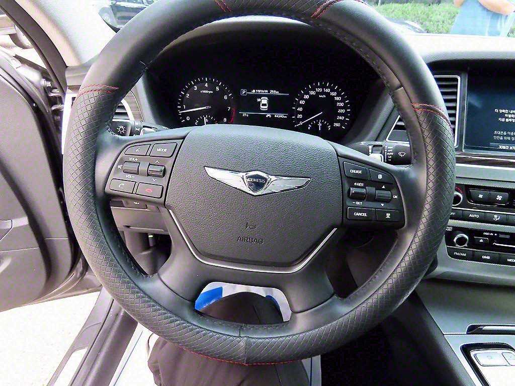 Genesis G80 - Vista 8