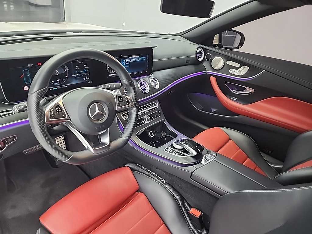 Mercedes Benz E class - Vista 7