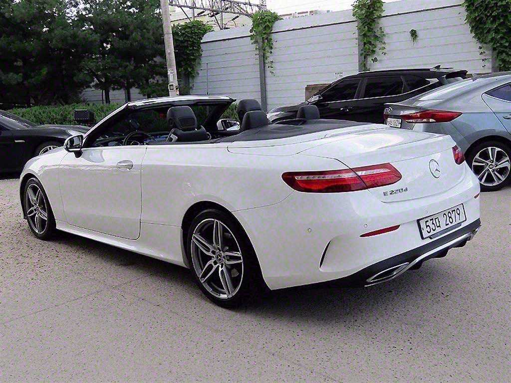 Mercedes Benz E class - Vista 7