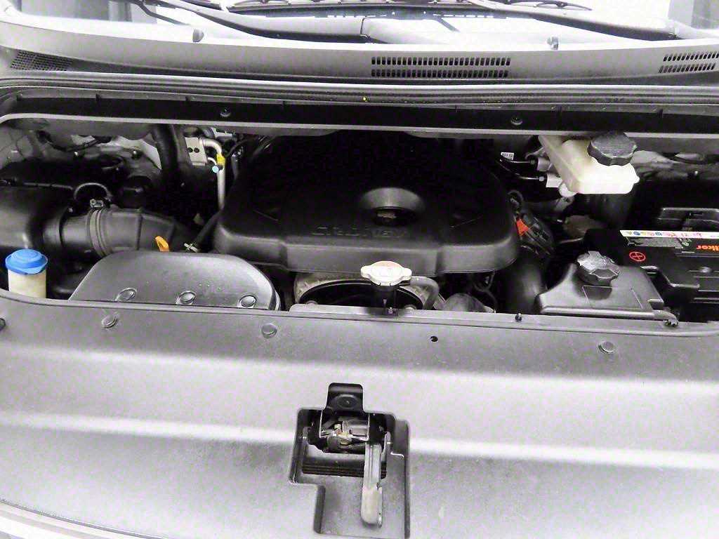 HYUNDAI Starex 2018 Gris - Importación desde Corea - HF Imports Iquique - Foto 17